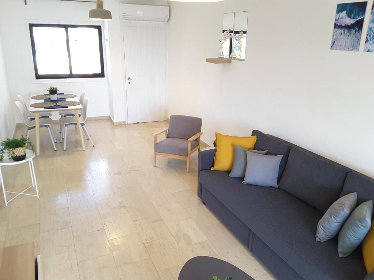 Ferienwohnung Blue Coast Semeli By The Sea Paphos Exterior foto