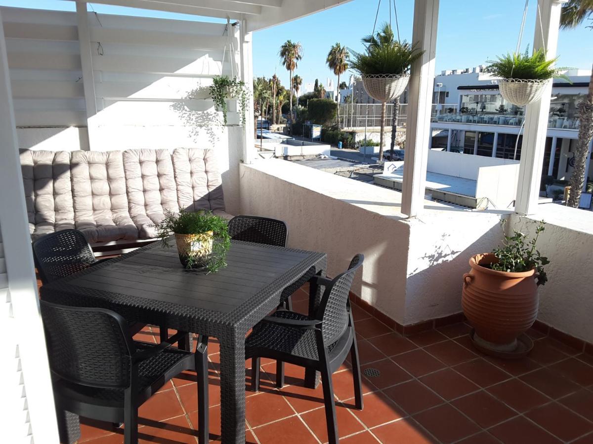 Ferienwohnung Blue Coast Semeli By The Sea Paphos Exterior foto